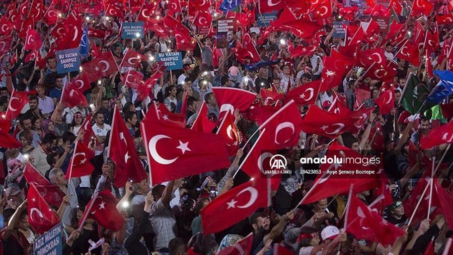 Devlet tüm imkanlarıyla 15 Temmuz şehit aileleri ve gazilerinin yanında